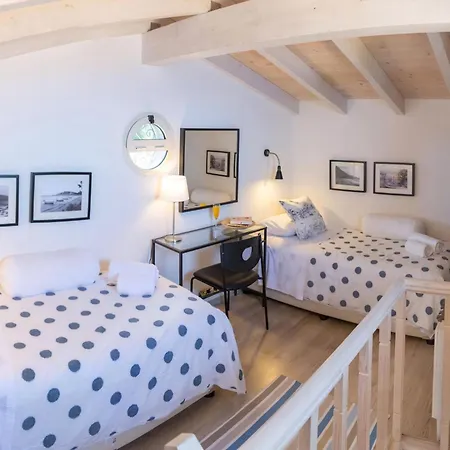 بيت للعطل Mit Pool Und Majestaetischem Meerblick Áyios Nikítas
